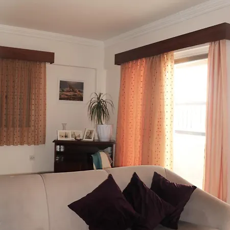 Proudly Local Contacless Check-in&out Apartamento